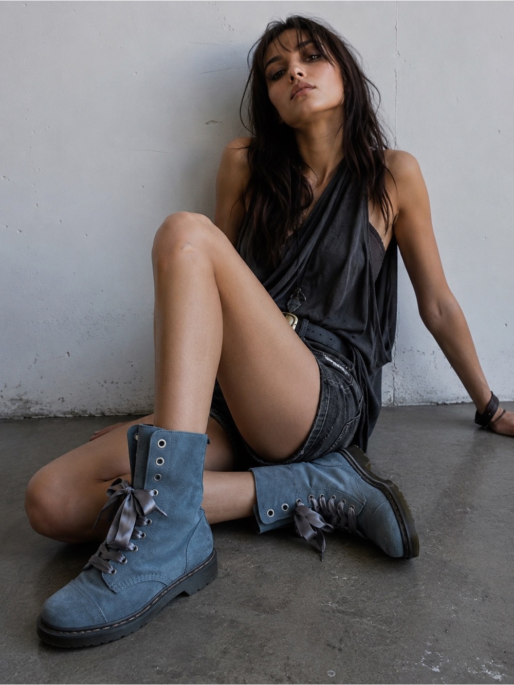 Dr Martens Aimee Triumph Blue Suede Boots Women 7 Rare NIB